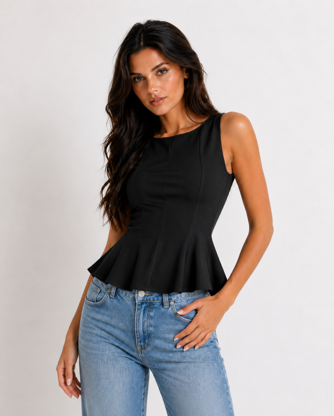 Blusa Peplum Estructurada Negra
